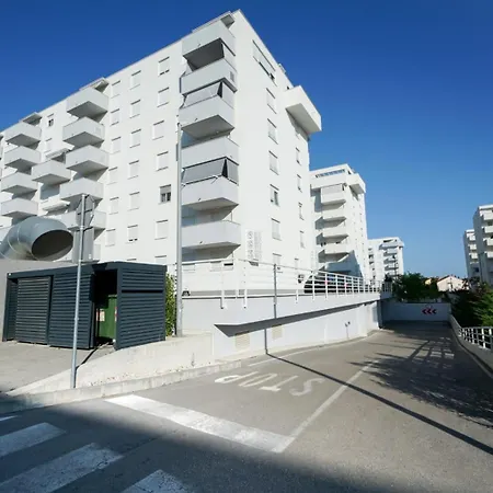 Appartamento Lummy Zara